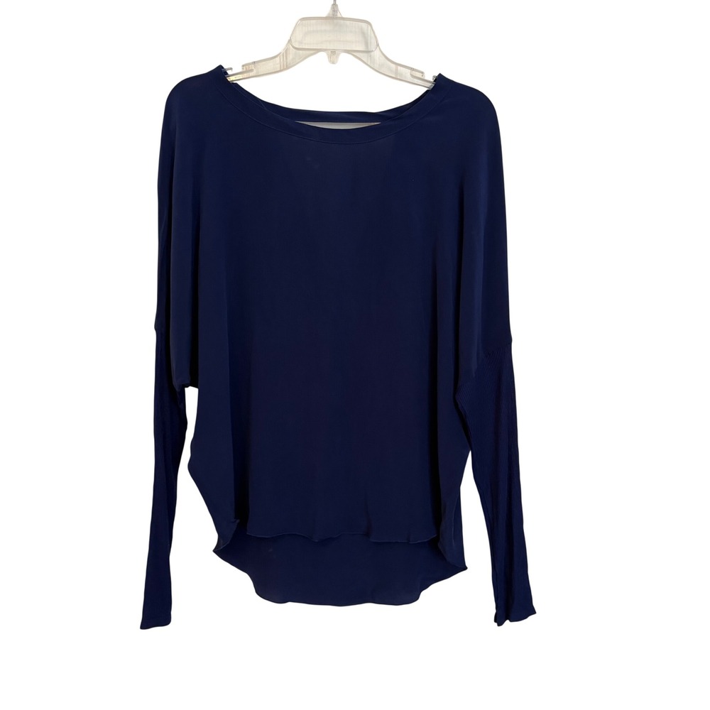 Chaser Navy Blue Batwing Long Sleeve V-Back Top Ribbed Knit Sleeves Size M NWT‎